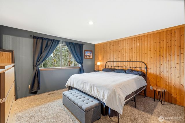 1232 211th Place SW, Lynnwood, WA 98036