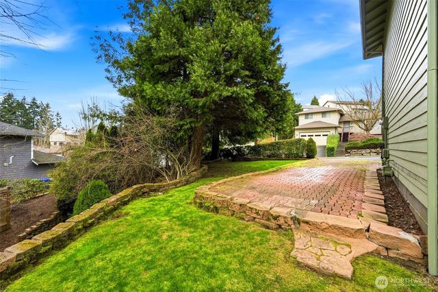 1232 211th Place SW, Lynnwood, WA 98036