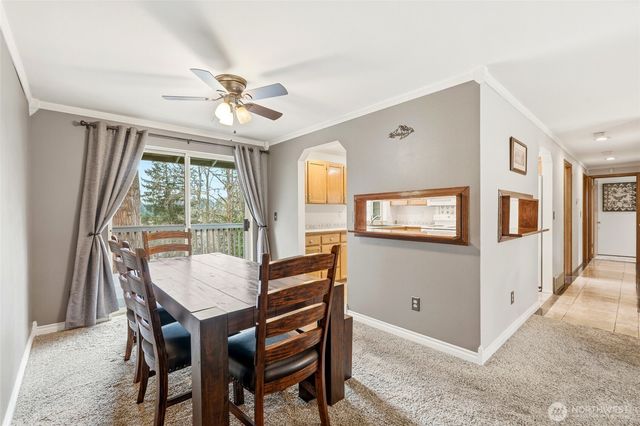 1232 211th Place SW, Lynnwood, WA 98036