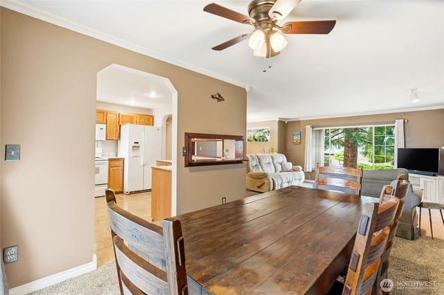 1232 211th Place SW, Lynnwood, WA 98036