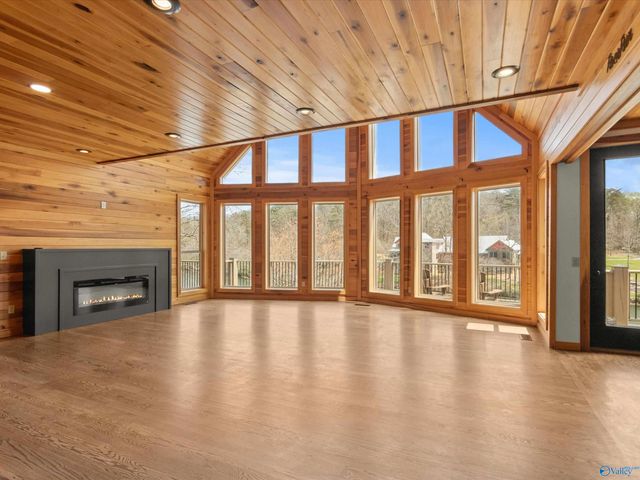 1437 County Road 106, Mentone, AL 35984