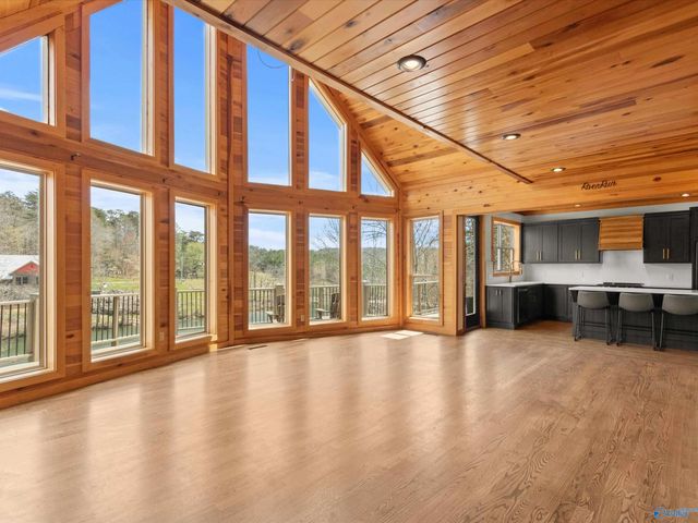 1437 County Road 106, Mentone, AL 35984