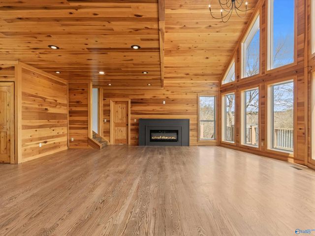 1437 County Road 106, Mentone, AL 35984