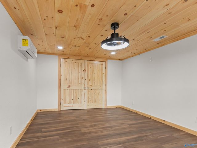 1437 County Road 106, Mentone, AL 35984