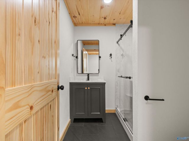 1437 County Road 106, Mentone, AL 35984