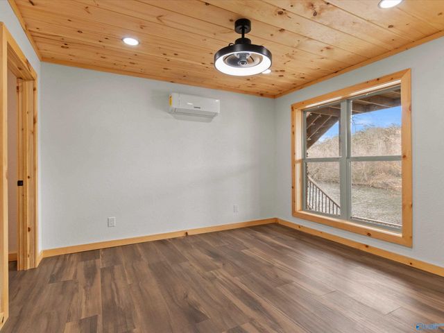 1437 County Road 106, Mentone, AL 35984