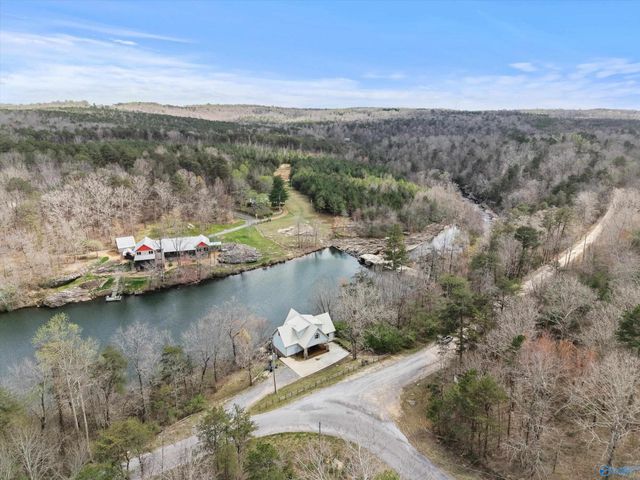 1437 County Road 106, Mentone, AL 35984