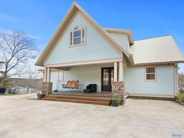 1437 County Road 106, Mentone, AL 35984