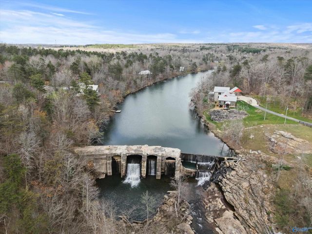 1437 County Road 106, Mentone, AL 35984