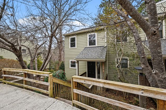 304 Cedarwood Lane, Carrboro, NC 27510