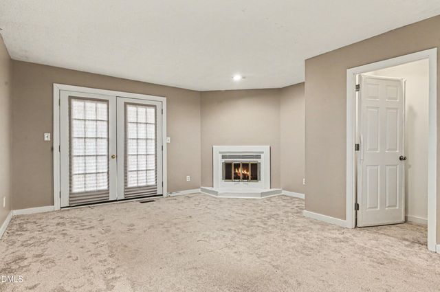 304 Cedarwood Lane, Carrboro, NC 27510