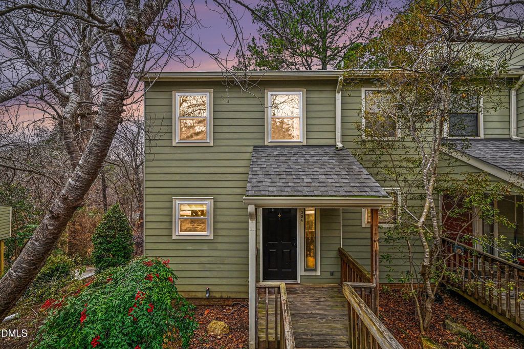 304 Cedarwood Lane, Carrboro, NC 27510