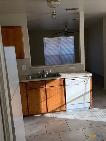 2807 Vernice Loop A, Killeen, TX 76549
