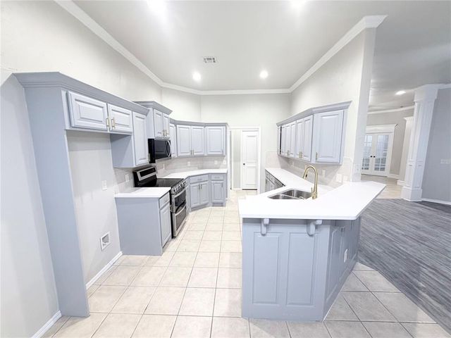 10616 NW 40th Terrace, Yukon, OK 73099