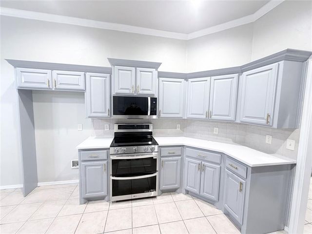 10616 NW 40th Terrace, Yukon, OK 73099