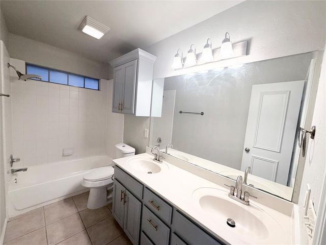 10616 NW 40th Terrace, Yukon, OK 73099