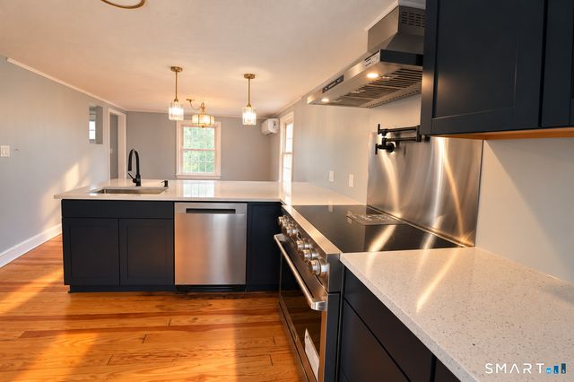 33 Byrd Road, Wethersfield, CT 06109