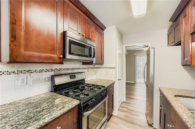 1699 Cedar Bluff Way, Marietta, GA 30062