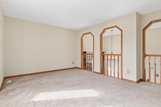 13665 Xavis Street NW, Andover, MN 55304