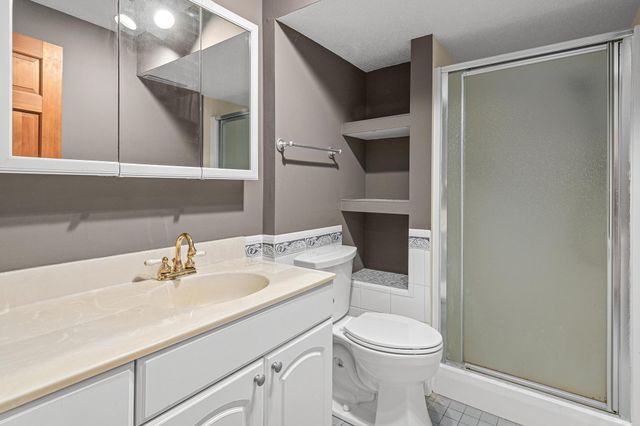 13665 Xavis Street NW, Andover, MN 55304