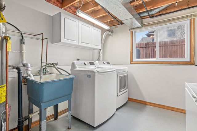 13665 Xavis Street NW, Andover, MN 55304