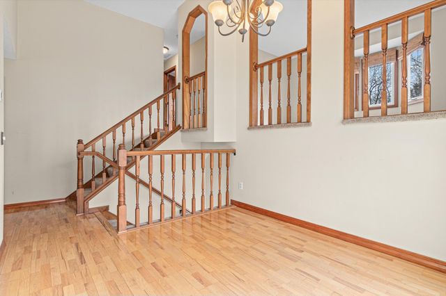 13665 Xavis Street NW, Andover, MN 55304