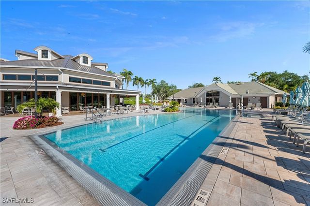 1980 Willow Bend CIR 203, Naples, FL 34109