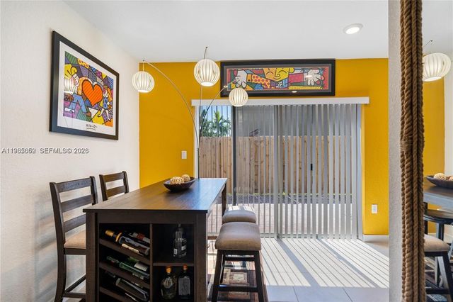 495 NE 5th Ln, Florida City, FL 33034