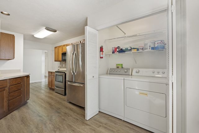 2024 Glastonbury Dr, Franklin, TN 37069