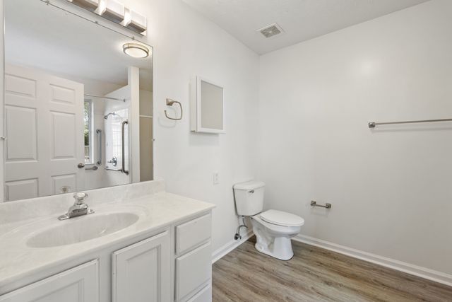 2024 Glastonbury Dr, Franklin, TN 37069