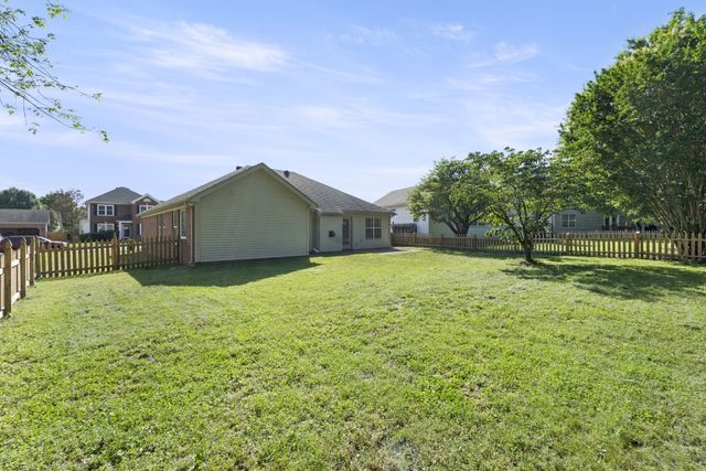 2024 Glastonbury Dr, Franklin, TN 37069