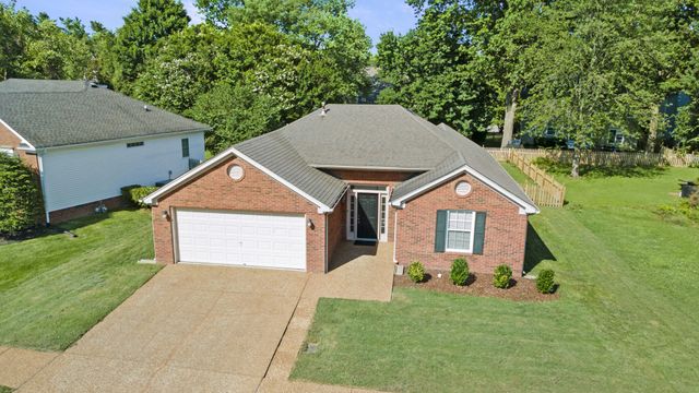 2024 Glastonbury Dr, Franklin, TN 37069