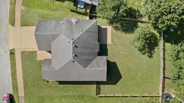 2024 Glastonbury Dr, Franklin, TN 37069