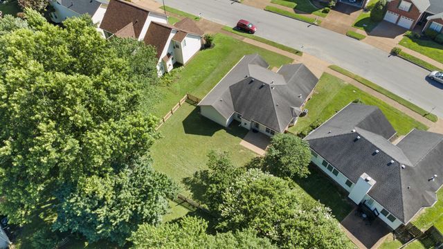 2024 Glastonbury Dr, Franklin, TN 37069