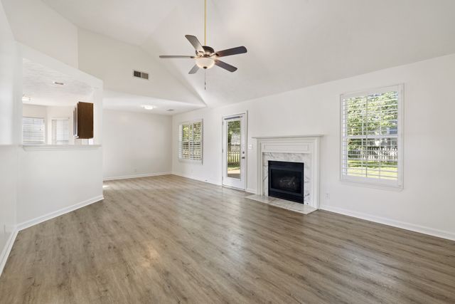 2024 Glastonbury Dr, Franklin, TN 37069