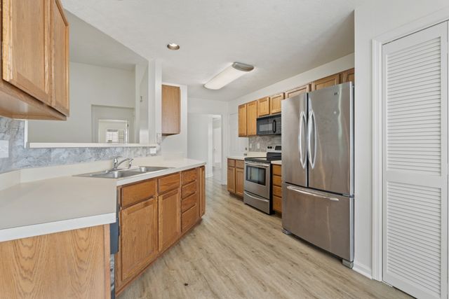 2024 Glastonbury Dr, Franklin, TN 37069