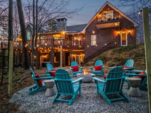 280 Wilfar Strasse, Helen, GA 30545