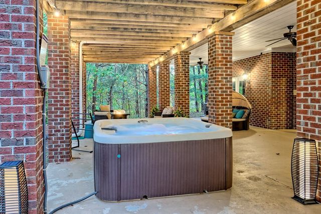 280 Wilfar Strasse, Helen, GA 30545