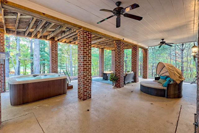 280 Wilfar Strasse, Helen, GA 30545