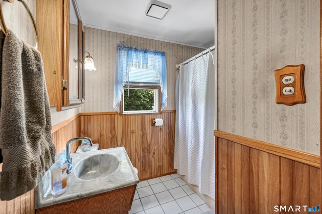 41 Victor Hill Drive, Branford, CT 06405