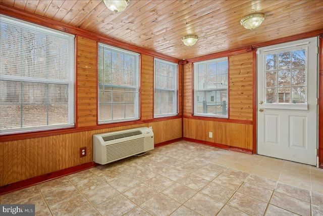 4790 STONEHURST DR, Woodbridge, VA 22192