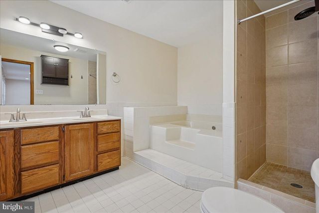 4790 STONEHURST DR, Woodbridge, VA 22192