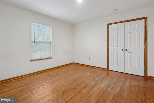 4790 STONEHURST DR, Woodbridge, VA 22192