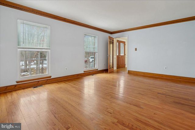 4790 STONEHURST DR, Woodbridge, VA 22192