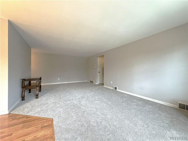 1340 Maple Road 8, Amherst, NY 14221