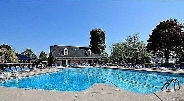 1340 Maple Road 8, Amherst, NY 14221