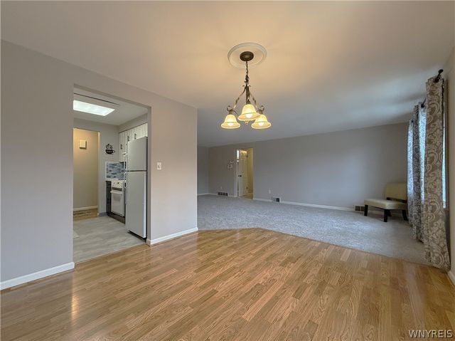 1340 Maple Road 8, Amherst, NY 14221