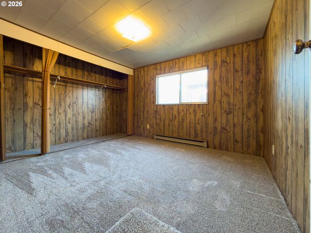 1233 ALABAMA Ave Se, Bandon, OR 97411