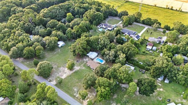 6736 Nichols Dr, Milton, FL 32570