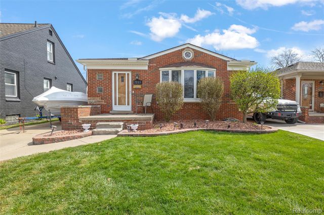 7213 Cortland Avenue, Allen Park, MI 48101